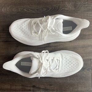 White Hoka Sneakers - Clifton 9